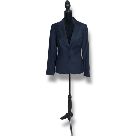 The Limited NWT Navy Blue Notched Collar 2 Button Structured Professional Blazer - Picture 2 of 16
